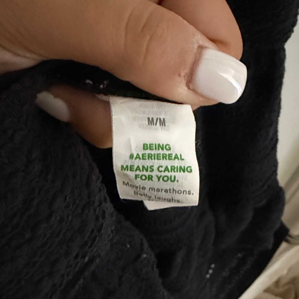 Aerie Black Lace Skirt - Picture 3 of 4